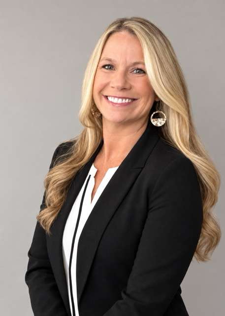 Krista headshot Medium